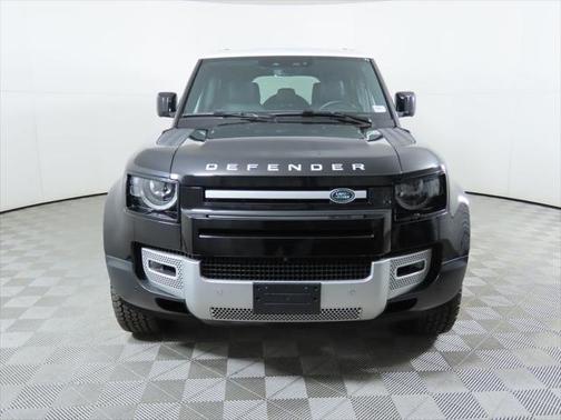 2024 Land Rover Defender 110 P400 S