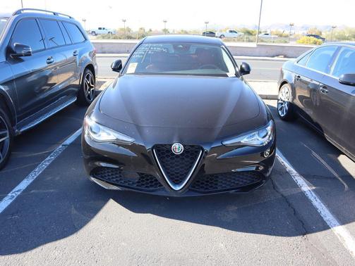 2021 Alfa Romeo Giulia Base