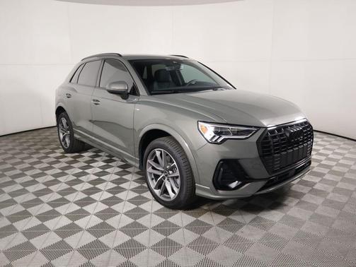 2025 Audi Q3 Premium 45 TFSI S line quattro Tiptronic