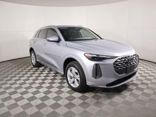 2025 Audi Q5 Premium TFSI quattro S tronic