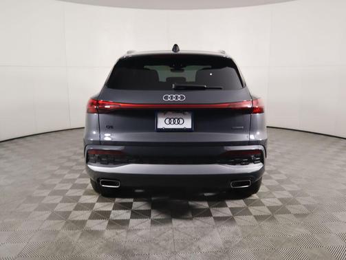 2025 Audi Q5 Premium