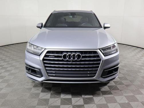 2019 Audi Q7 55 Premium Plus