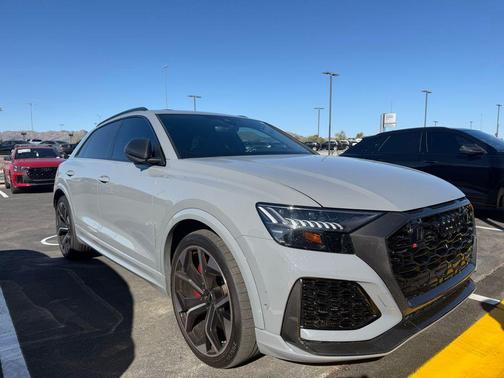 2024 Audi RS Q8 4.0T
