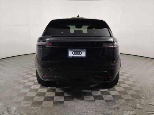 2025 Land Rover Range Rover Velar P250 SE R-Dynamic