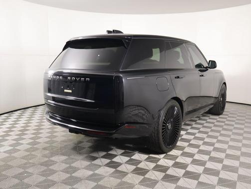 2024 Land Rover Range Rover P530 Autobiography