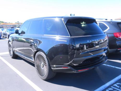 2024 Land Rover Range Rover P530 Autobiography