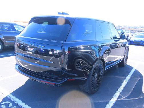 2024 Land Rover Range Rover P530 Autobiography