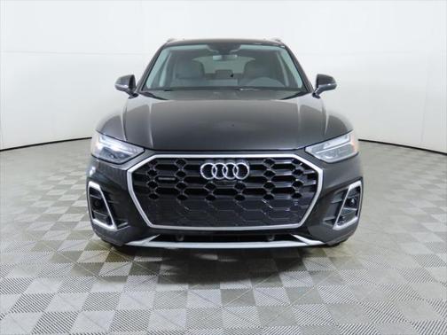 2025 Audi Q5 45 S line Premium Plus