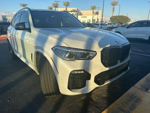 2021 BMW X5 M50i