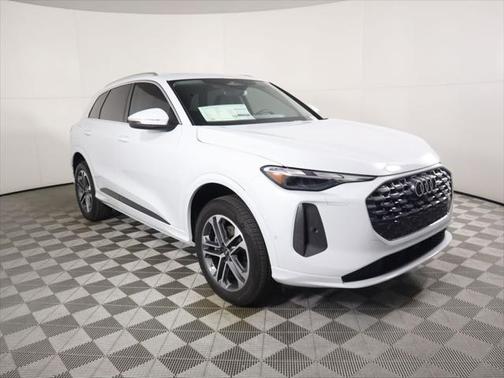 2025 Audi Q5 Premium