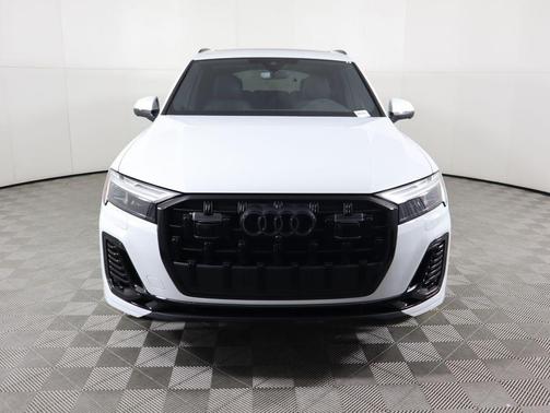 2026 Audi Q7 55 Premium Plus