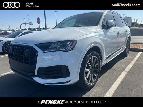 2023 Audi Q7 45 Premium Plus