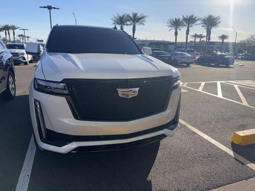 2024 Cadillac Escalade Sport