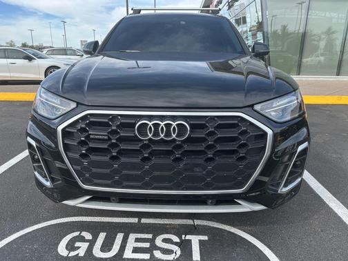 2024 Audi Q5 45 S line Premium