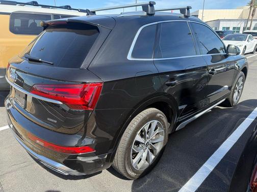 2024 Audi Q5 45 S line Premium