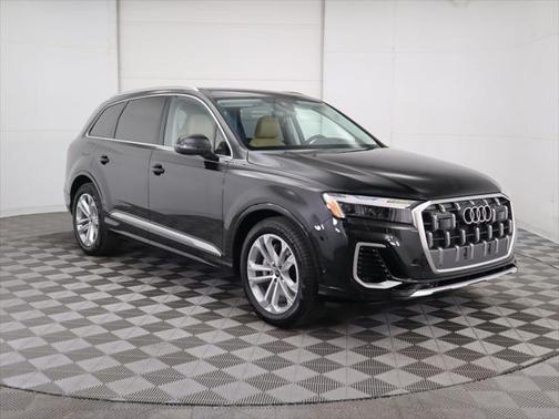 2025 Audi Q7 55 Prestige