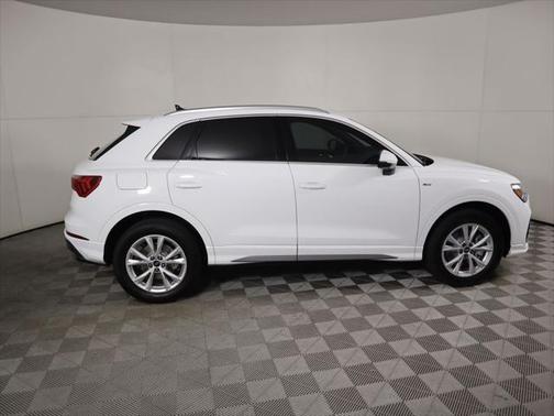 2025 Audi Q3 45 S line Premium Plus