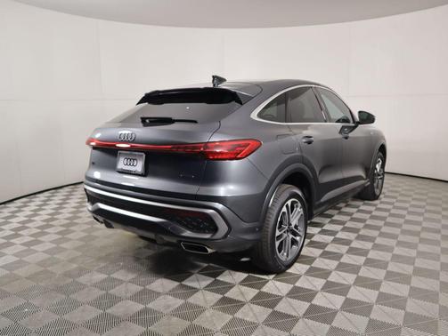 2025 Audi Q5 Premium Plus TFSI quattro S tronic