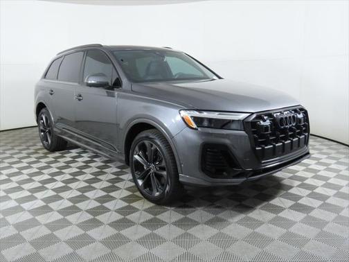 2025 Audi Q7 55 Premium Plus