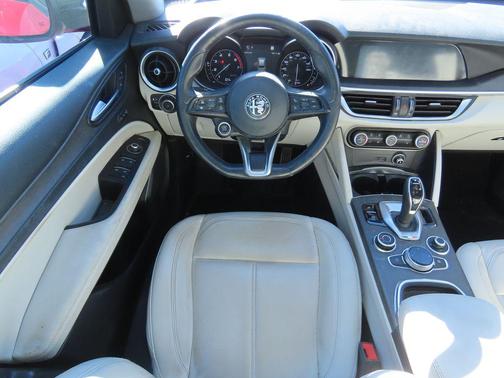 2020 Alfa Romeo Stelvio Ti