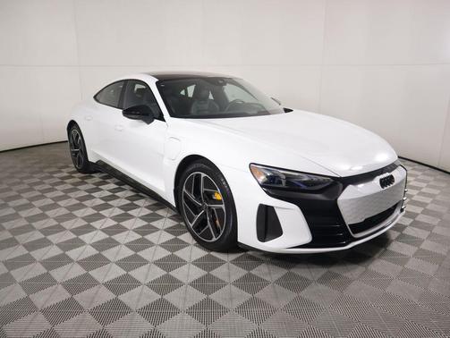 2023 Audi RS e-tron GT quattro