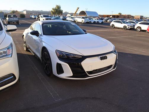 2023 Audi RS e-tron GT quattro