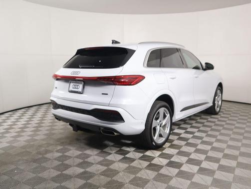 2025 Audi Q5 Premium Plus TFSI quattro S tronic