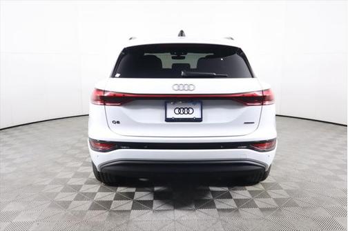 2025 Audi Q6 e-tron Premium Plus quattro