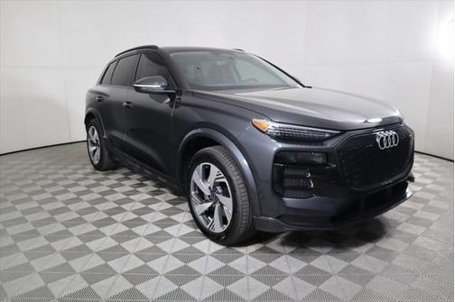 2025 Audi Q6 e-tron Premium Plus quattro