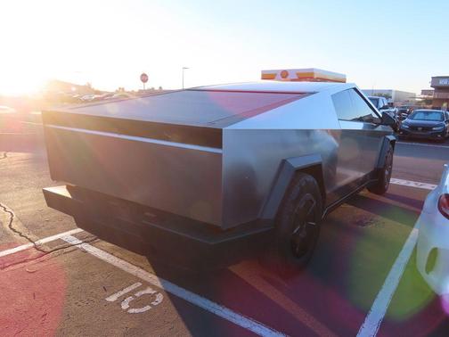 2025 Tesla Cybertruck All-Wheel Drive