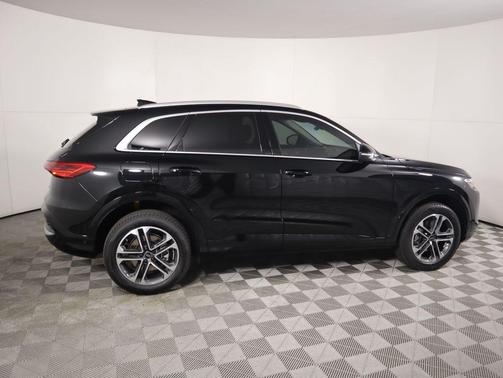 2025 Audi Q5 Premium