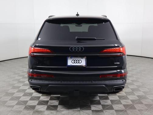 2026 Audi Q7 55 Premium Plus