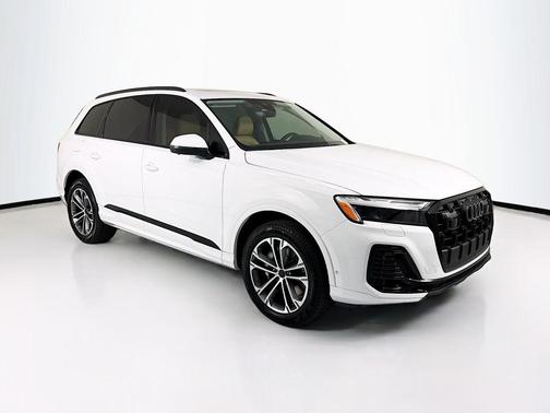 2026 Audi Q7 45 Premium Plus