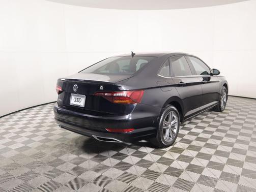 2019 Volkswagen Jetta 1.4T R-Line