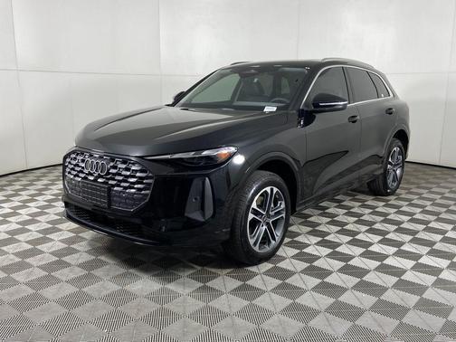 2025 Audi Q5 Premium