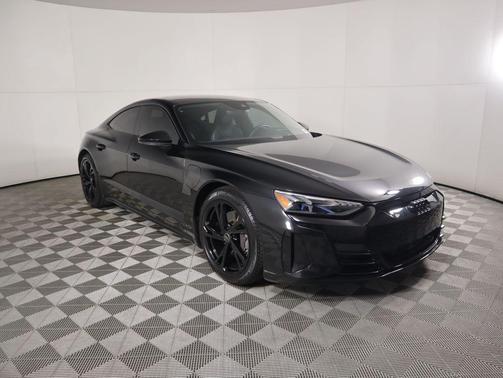 2023 Audi e-tron GT Premium Plus quattro