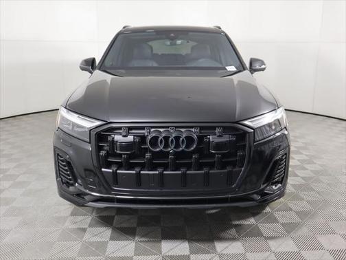 2026 Audi Q7 45 Premium Plus