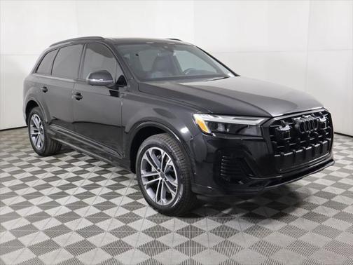 2026 Audi Q7 45 Premium Plus