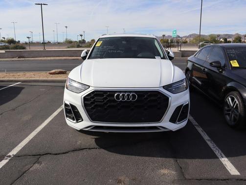 2023 Audi Q5 45 S line Premium