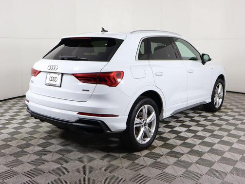 2023 Audi Q3 45 S line Premium Plus