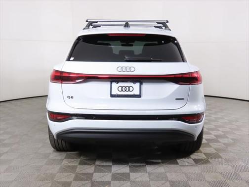 2025 Audi Q6 e-tron Premium Plus quattro