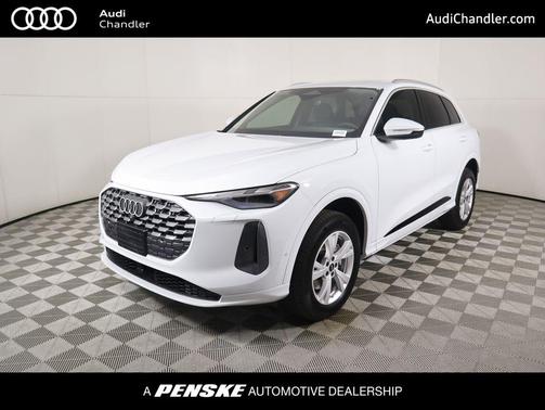 2025 Audi Q5 Premium TFSI quattro S tronic