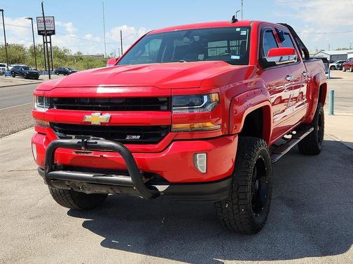 2017 Chevrolet Silverado 1500 2LT