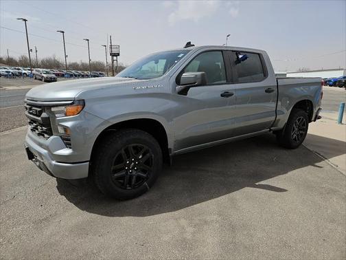 2025 Chevrolet Silverado 1500 Custom