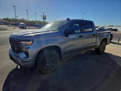 2025 Chevrolet Silverado 1500 Custom