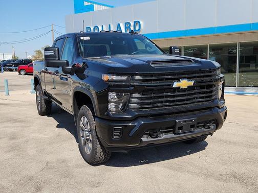 2026 Chevrolet Silverado 2500 Custom