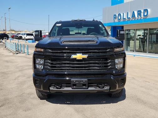 2026 Chevrolet Silverado 2500 Custom