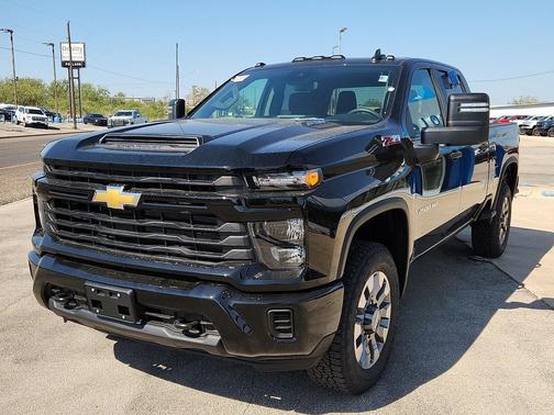 2026 Chevrolet Silverado 2500 Custom