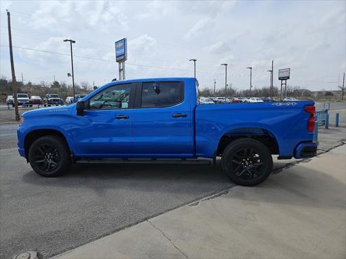 2025 Chevrolet Silverado 1500 Custom