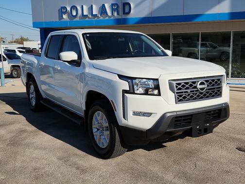 2023 Nissan Frontier SV